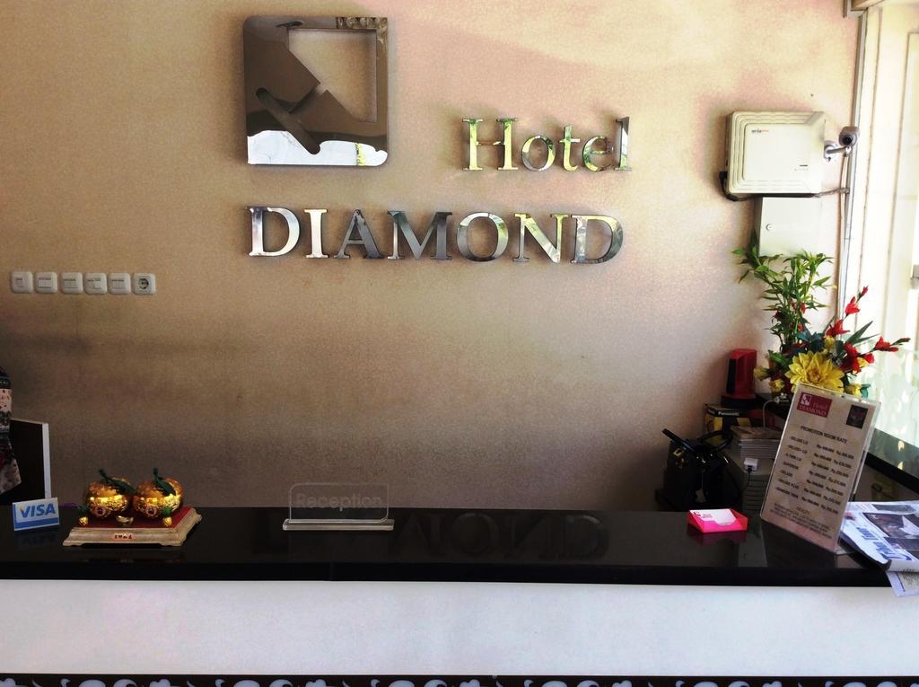 Hotel Diamond Makassar Eksteriør bilde