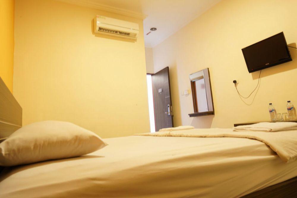 Hotel Diamond Makassar Eksteriør bilde