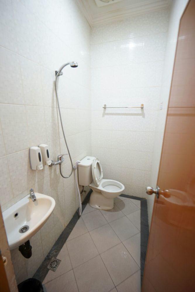 Hotel Diamond Makassar Eksteriør bilde